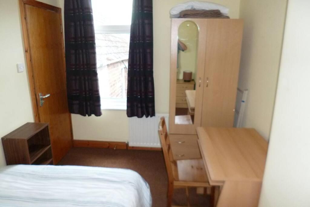 Room In Stranmillis Белфаст Екстер'єр фото